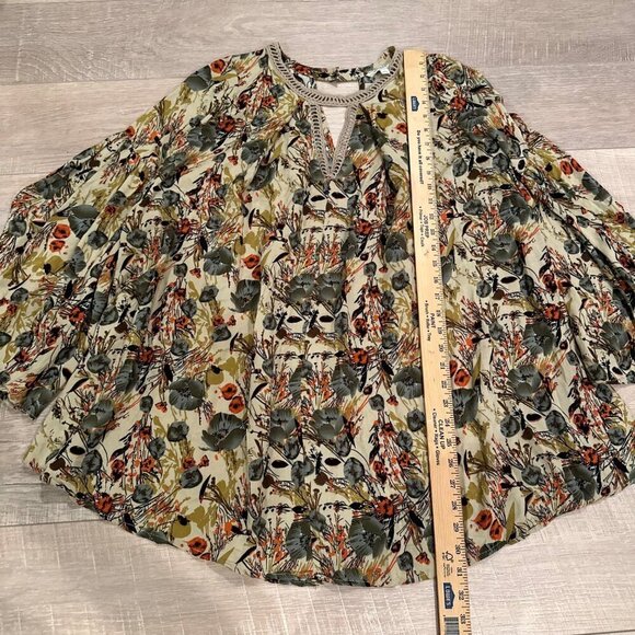 UMGEE WOMENS SMALL BLOUSE TAN MULTICOLOR 3/4 SLEEVE - Picture 3 of 9